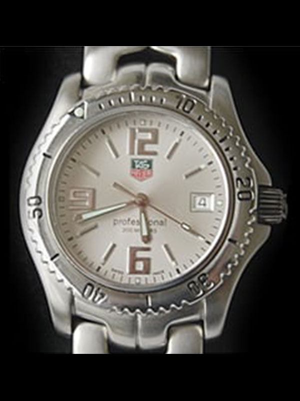 tag heuer watch repairs gold coast